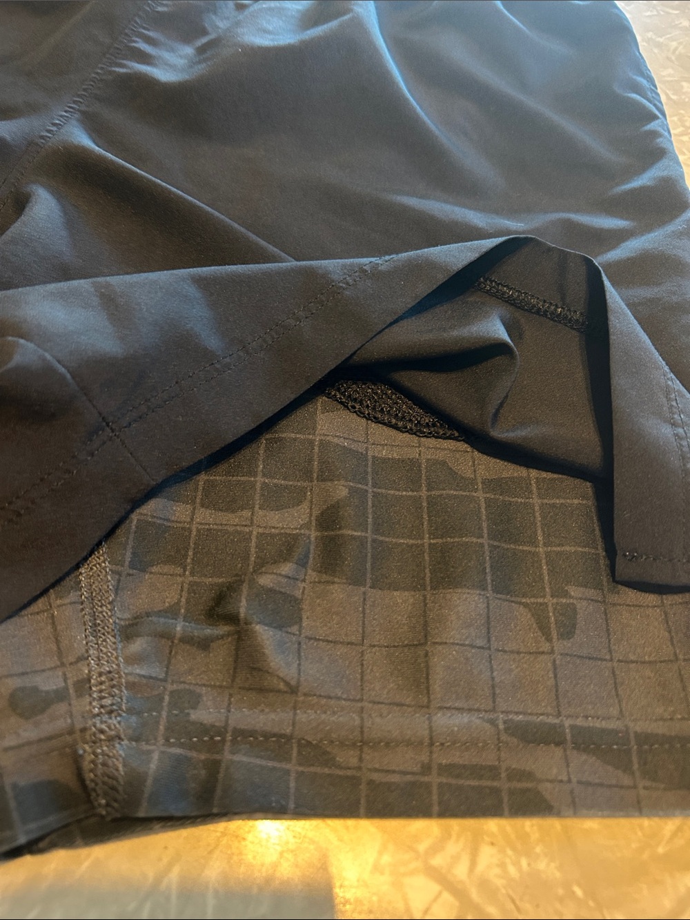 Under Armour Boys Athletic Shorts - Picture 2 of 3